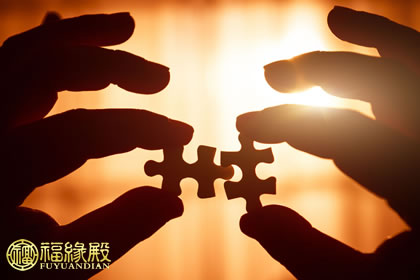 手相看財(cái)富：漏財(cái)手相怎么看？(圖文)