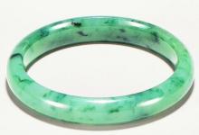 佩戴翡翠手鐲的好處與禁忌