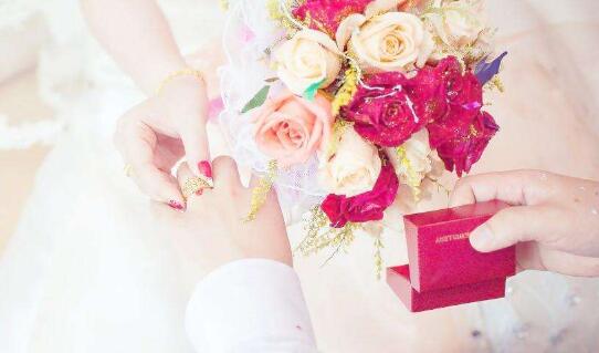 2019年國慶節可以結婚嗎 國慶節民政局上班嗎？(圖文)