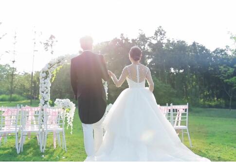 2019年國慶節可以結婚嗎 國慶節民政局上班嗎？(圖文)