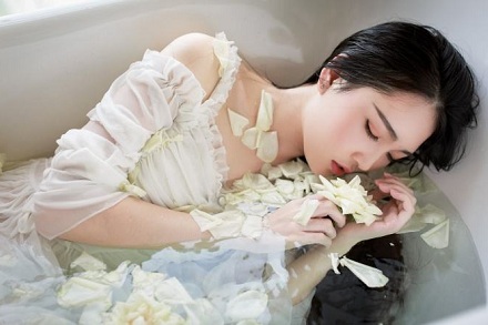 鼻梁高挺的女人面相是旺夫相嗎？旺夫女人的面相特點？(圖文)