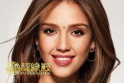 眉心長痣的女人好不好(圖文)