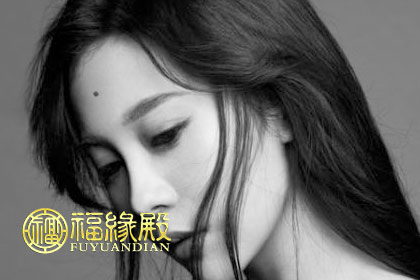 女人額頭有痣好不好(圖文)
