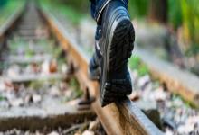 已婚女人夢見蛇纏腿是什么意思