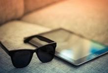 華人富豪李嘉誠、霍英東姓名分析