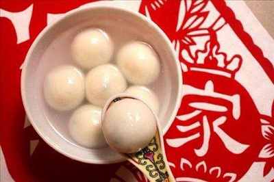 元宵節(jié)為什么放燈？元宵節(jié)出生屬蛇人命好嗎？(圖文)