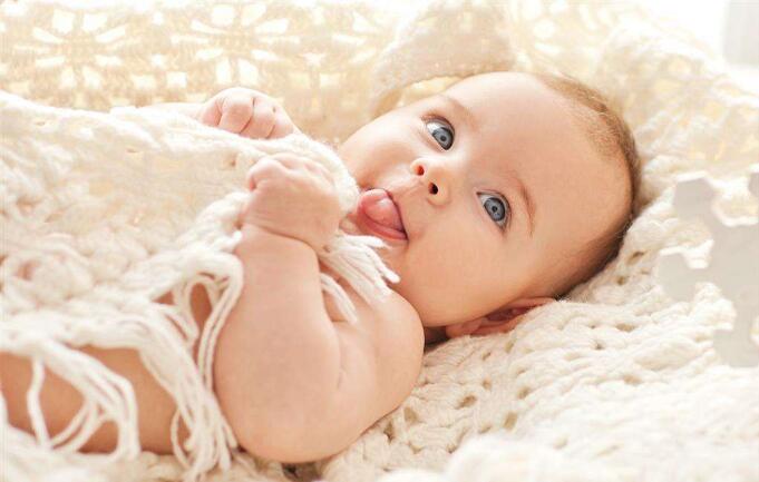 2020年元宵節前一天出生的寶寶起什么名字好？(圖文)