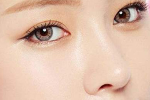 金魚眼的女人面相分析