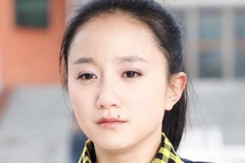 女人嘴邊有痣命運如何