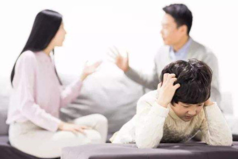夢見爸媽離婚