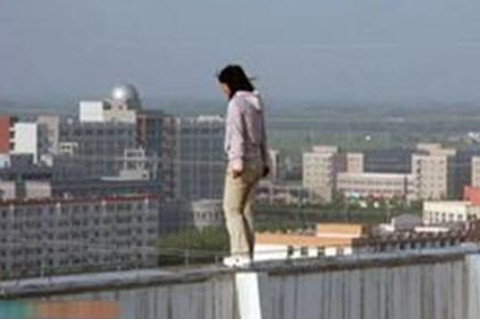 夢見朋友跳樓死了
