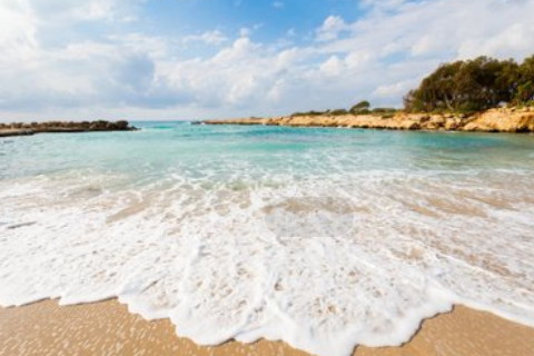 夢(mèng)見(jiàn)夢(mèng)見(jiàn)買化妝品是什么意思