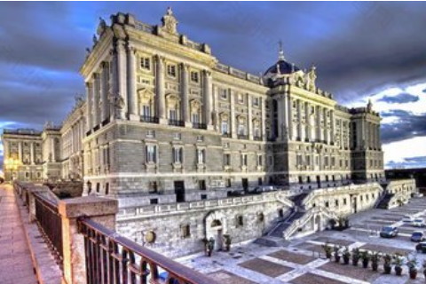 頭發不能遮額頭印堂會帶來什么影響