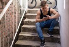 男人顴骨高看相算命