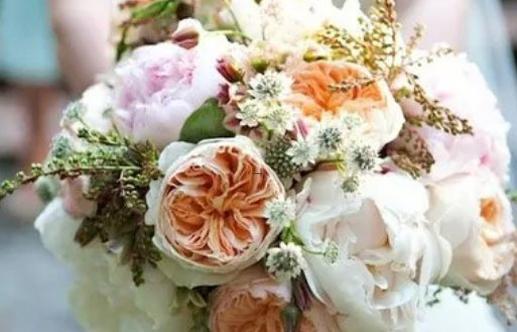 有很多帥哥追的星座女