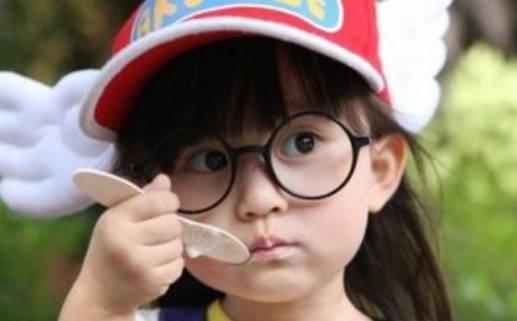 女孩缺水洋氣名字前面帶思