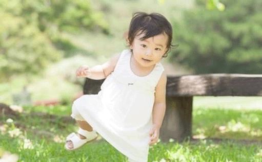 四個(gè)字的女孩子名字帶水