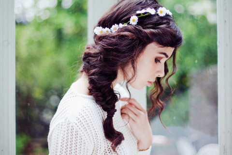 五行喜土戴什么最旺?金首飾