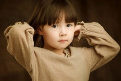 柳葉眉的女人婚姻如何?有很多的異性
