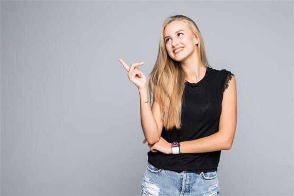 11555-.面相分析有酒窩的女生
