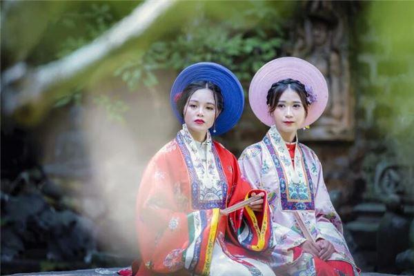 15066-.領導非要給我看手相