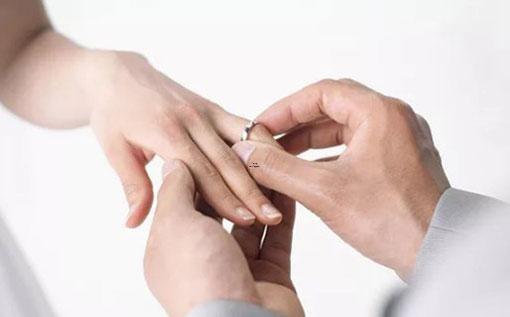 男金牛座三區(qū)和女雙子座三區(qū)配對