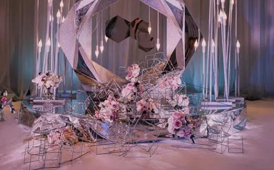 男金牛雙子座和女雙魚白羊座配對