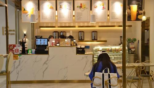 夢見蛇咬自己的手是什么含義 夢見蛇咬自己的手是什么含義