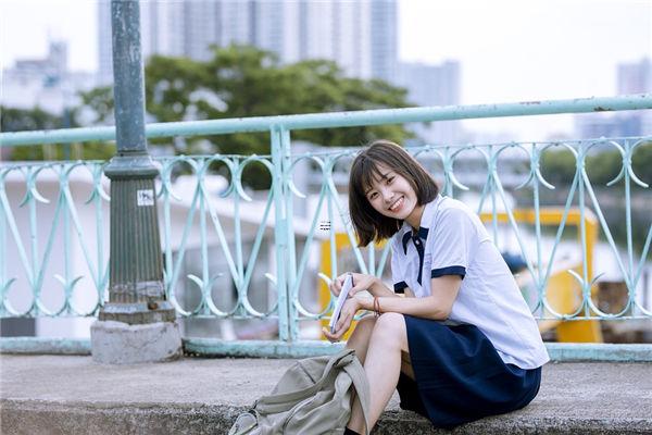 女人脖子上長痣好嗎，女人脖子長痣面相圖解大全