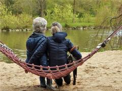 夢見情人和他妻子離婚沒離掉