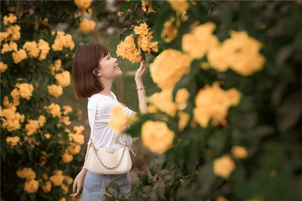 感情不順且克夫克子的女人面相,7種克夫克子的女人面相