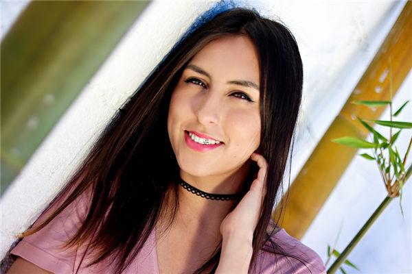 抬頭紋三條意味著什么意思，抬頭紋三條是苦命紋嗎