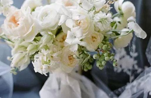 水瓶座該怎么做，才能受歡迎？