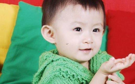 姓黃女孩好聽的名字