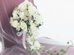 8月29日誕生石生辰石：蛋白石