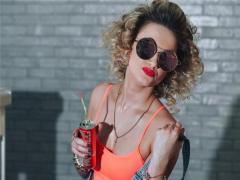 面相看哪些人不適合早婚,面相看早婚晚婚