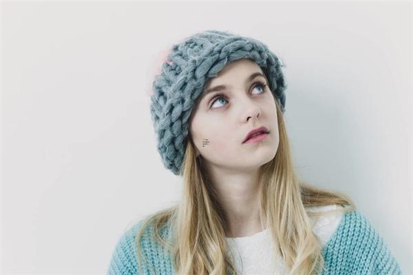 過于開放放蕩女人面相的特點有哪些,開放的女人有人娶嗎