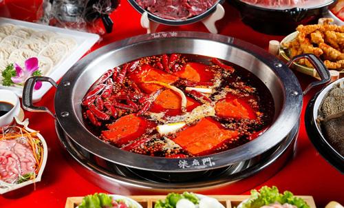 懷孕夢(mèng)見(jiàn)魚(yú)在水里游走 懷孕人夢(mèng)見(jiàn)魚(yú)在河里游