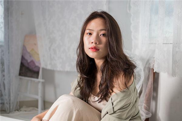 女人適合嫁老外的面相是怎么樣的,嫁老外的好處