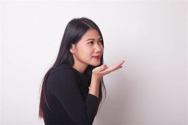 從食指看你的愛情運勢如何,食指尖手相