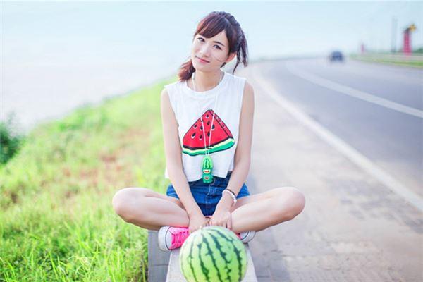 周公解夢之閨蜜買肉 夢見朋友買肉自己陪著
