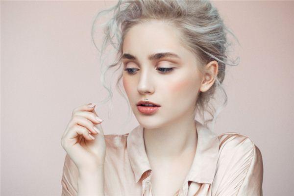 手掌中的婚姻線有哪些特殊含義？,手掌婚姻線是哪一根