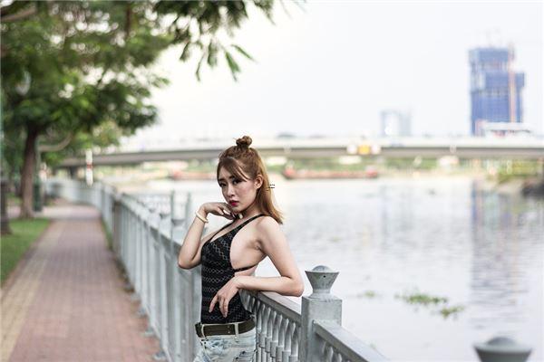胸部形狀分析你婚后命運(yùn),胸的形狀分為