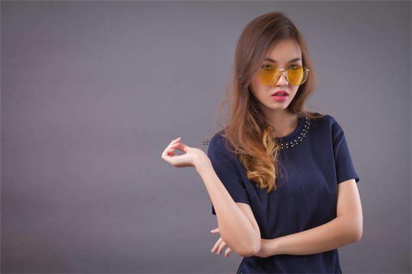 女手相婚姻線測算圖解,女手相婚姻線算命圖解