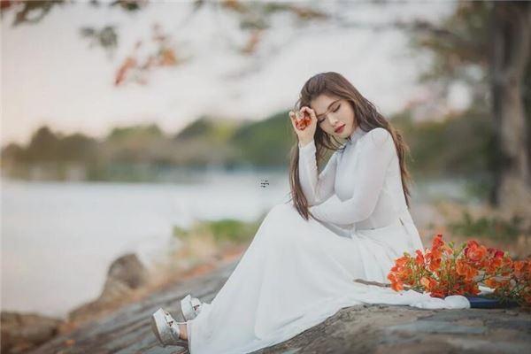 富貴有福女人面相的特征,富貴女生面相