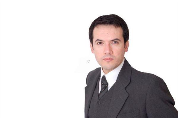 男人鼻梁有痣好不好,男人鼻梁長痣圖解大全