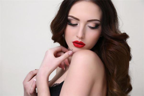 痣相圖解：哪些痣相保你財(cái)源滾滾,痣相最準(zhǔn)圖