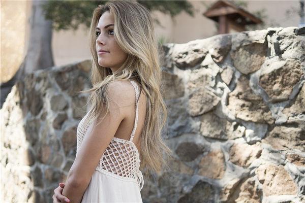 臉上哪些痣是不可以去掉的 印堂有痣主富貴 臉上哪些痣是不可以去掉的 印堂有痣主富貴