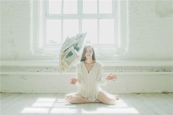 手掌中的輔助紋線——寵愛線,掌紋寵愛紋