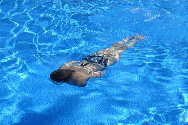 夢見大門換了是什么意思 夢見大門換了是什么意思